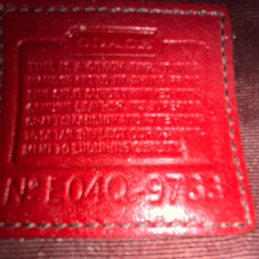 Vintage Coach Bag in Red Suede - Picture 5 of 5